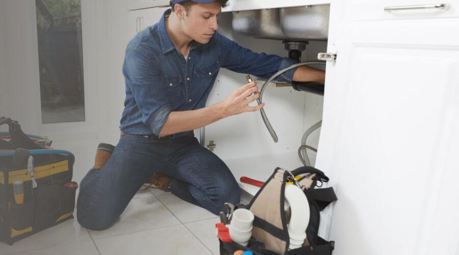 Local tankless water heater installation in Dahlgren, IL